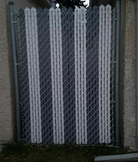 Residential #9 – Single Residential Gate cw Grey & White Privacy
